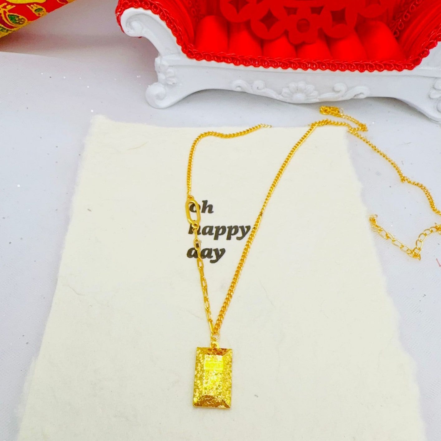 Glitter ice small gold pendant necklace small square clavicle chain