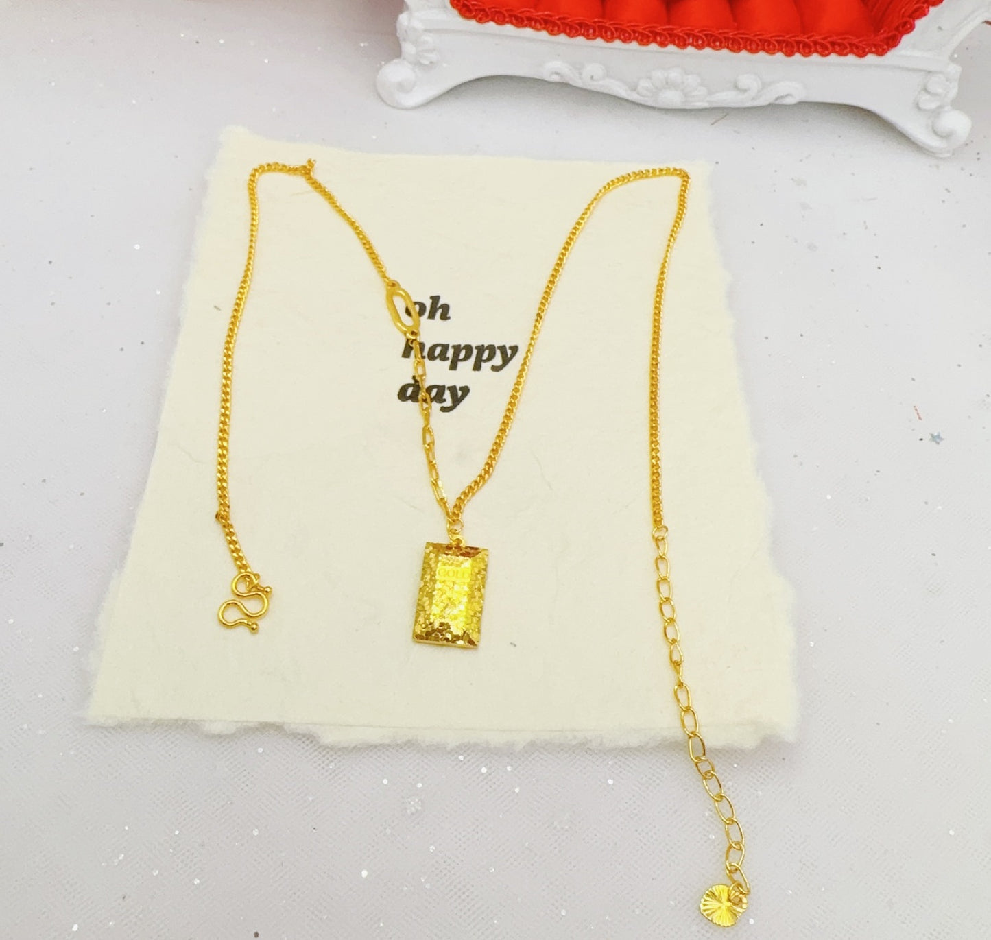 Glitter ice small gold pendant necklace small square clavicle chain