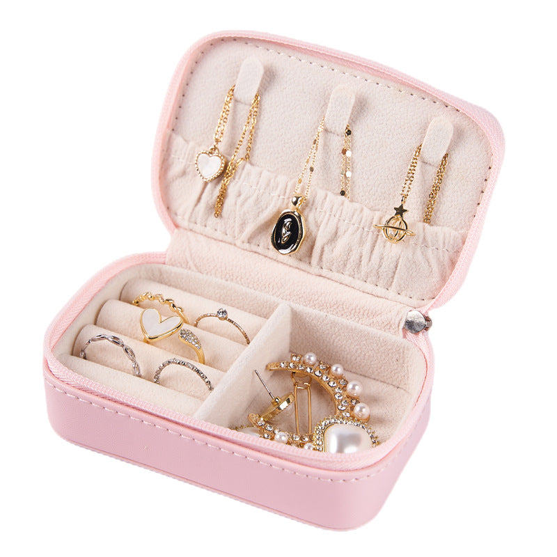 Mini portable jewelry organizer